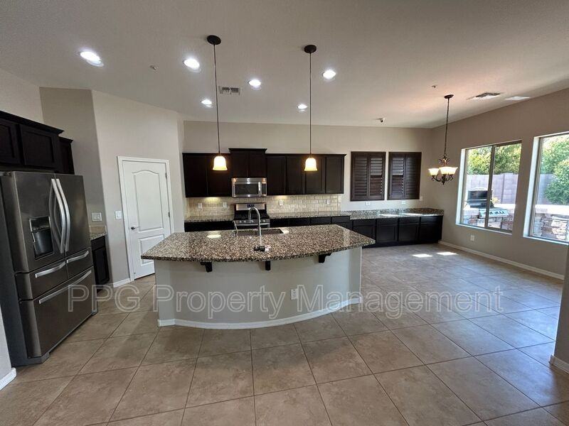 14898 W Aldea Dr S - Photo 2 of 30