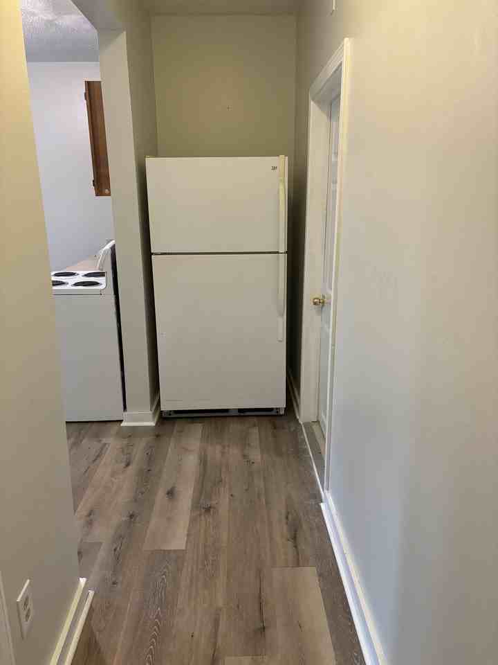 27 Greene Avenue - Photo 3 of 3