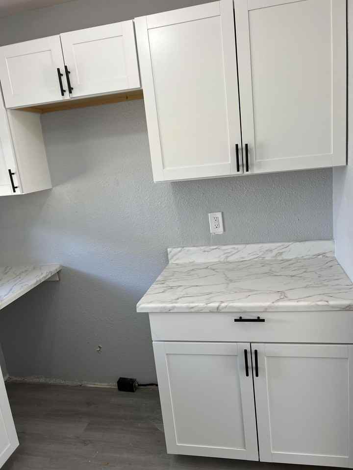 351 Avenue N NE - Photo 3 of 15