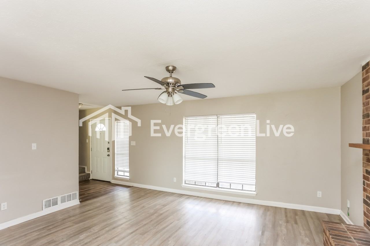 2026 Bridger Dr - Photo 4 of 31