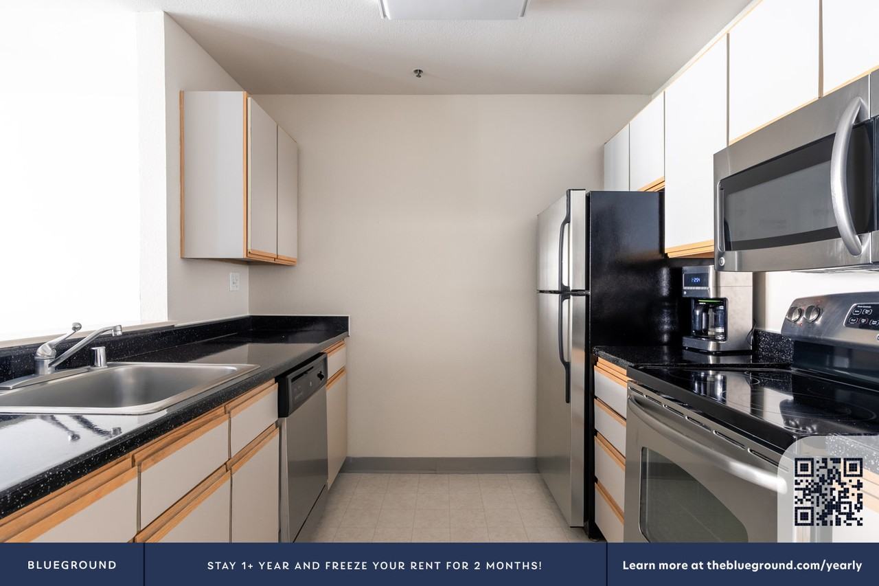 160 Brannan St #322 - Photo 7 of 46