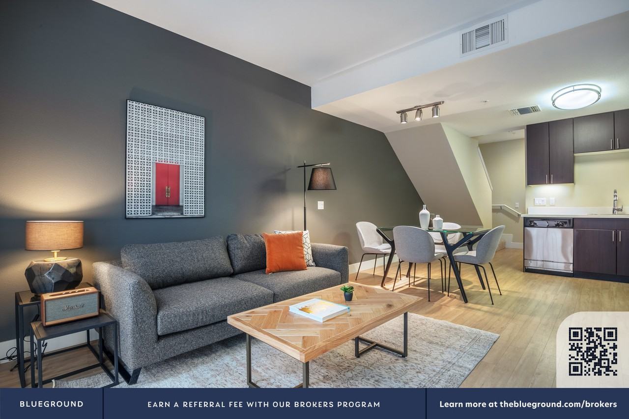 899 Morrison Park Drive - Photo 5 of 20