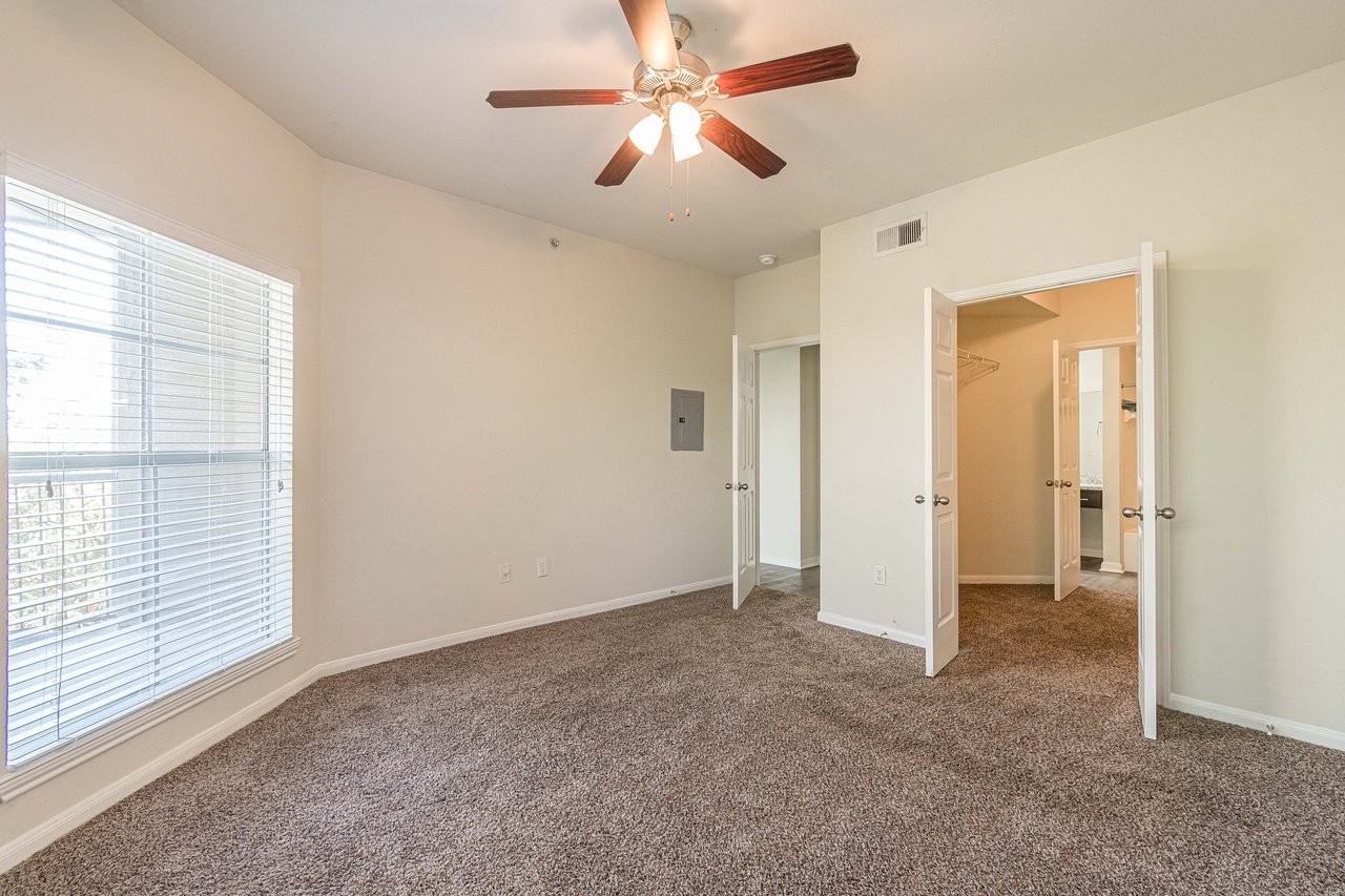 Ventana - Photo 5 of 50