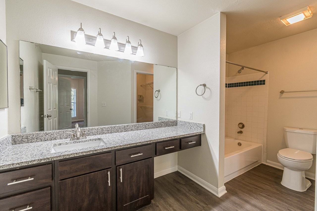 Ventana - Photo 7 of 50