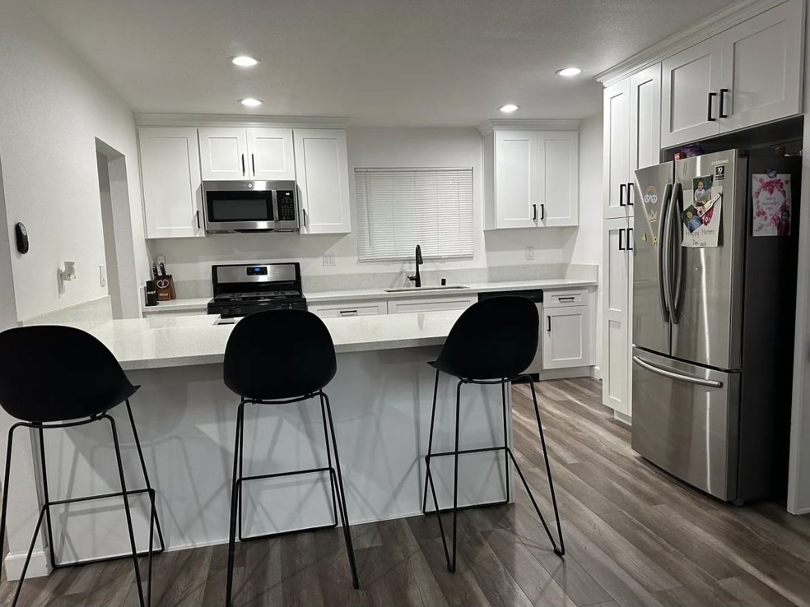 1702 W Myrtle St #NA - Photo 3 of 7