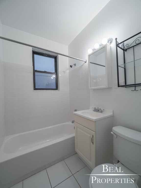 342 Park Avenue #CB4 - Photo 7 of 7