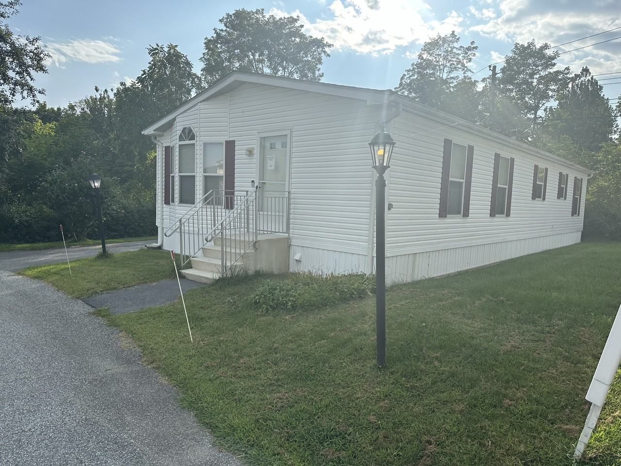 416 Silver Maples Dr #NA - Photo 3 of 20