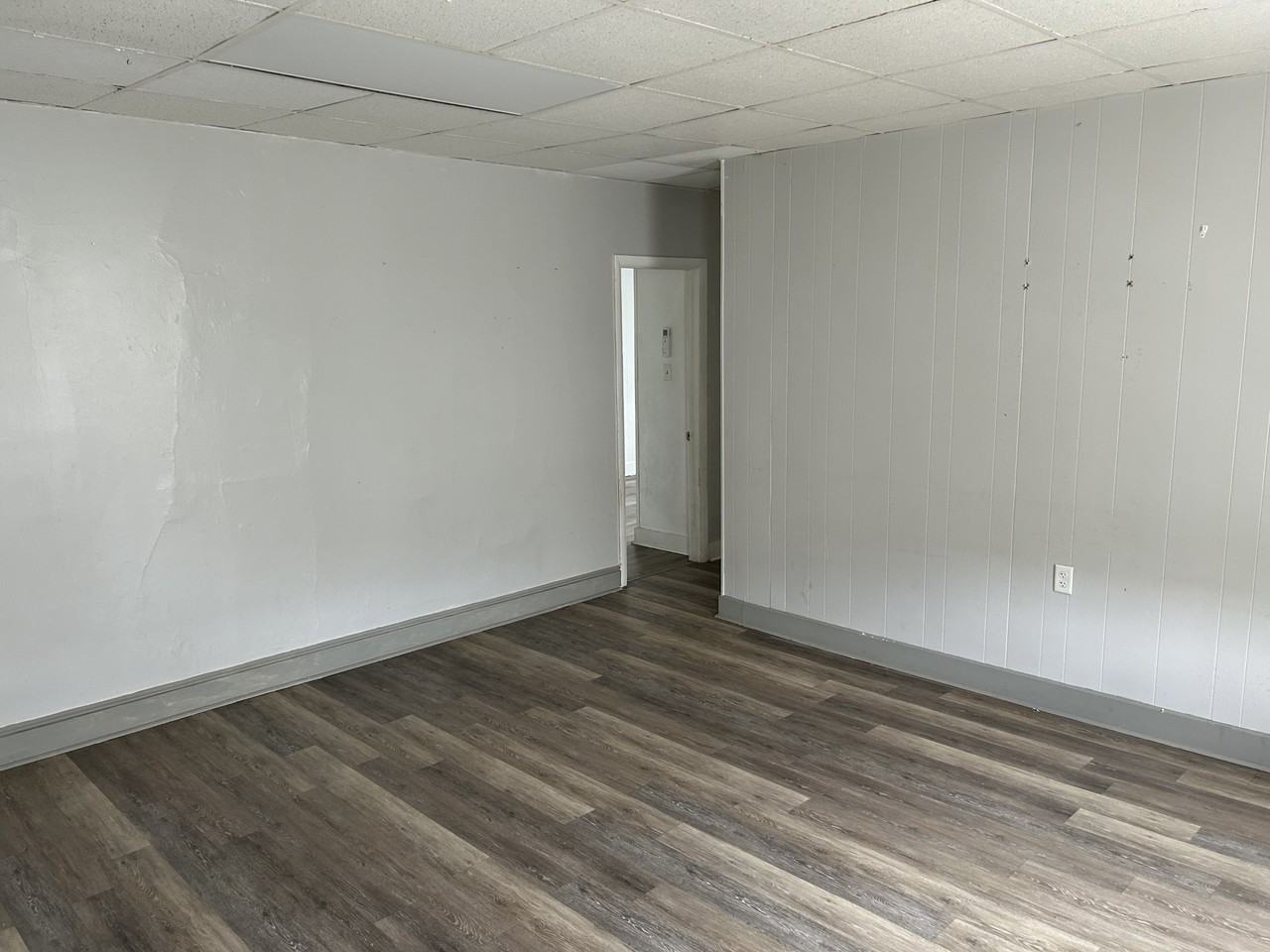 127 W Market St #3 - Photo 7 of 10