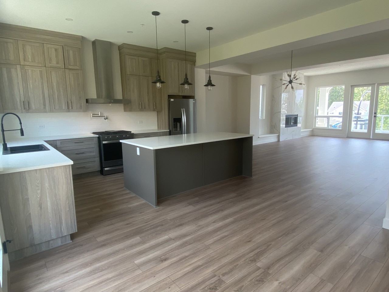 14066 230 Street - Photo 2 of 18