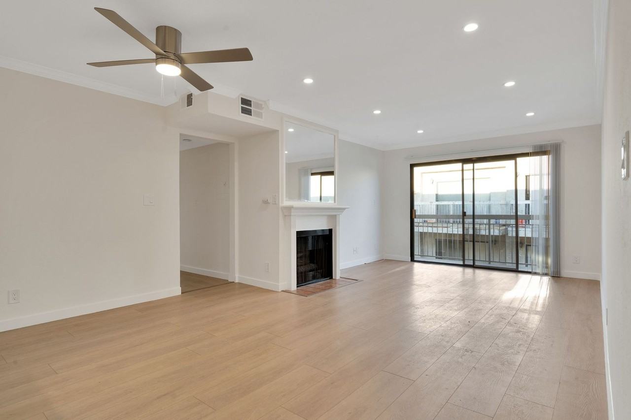 Vista Luxury Investments, LLC - Photo 6 of 40