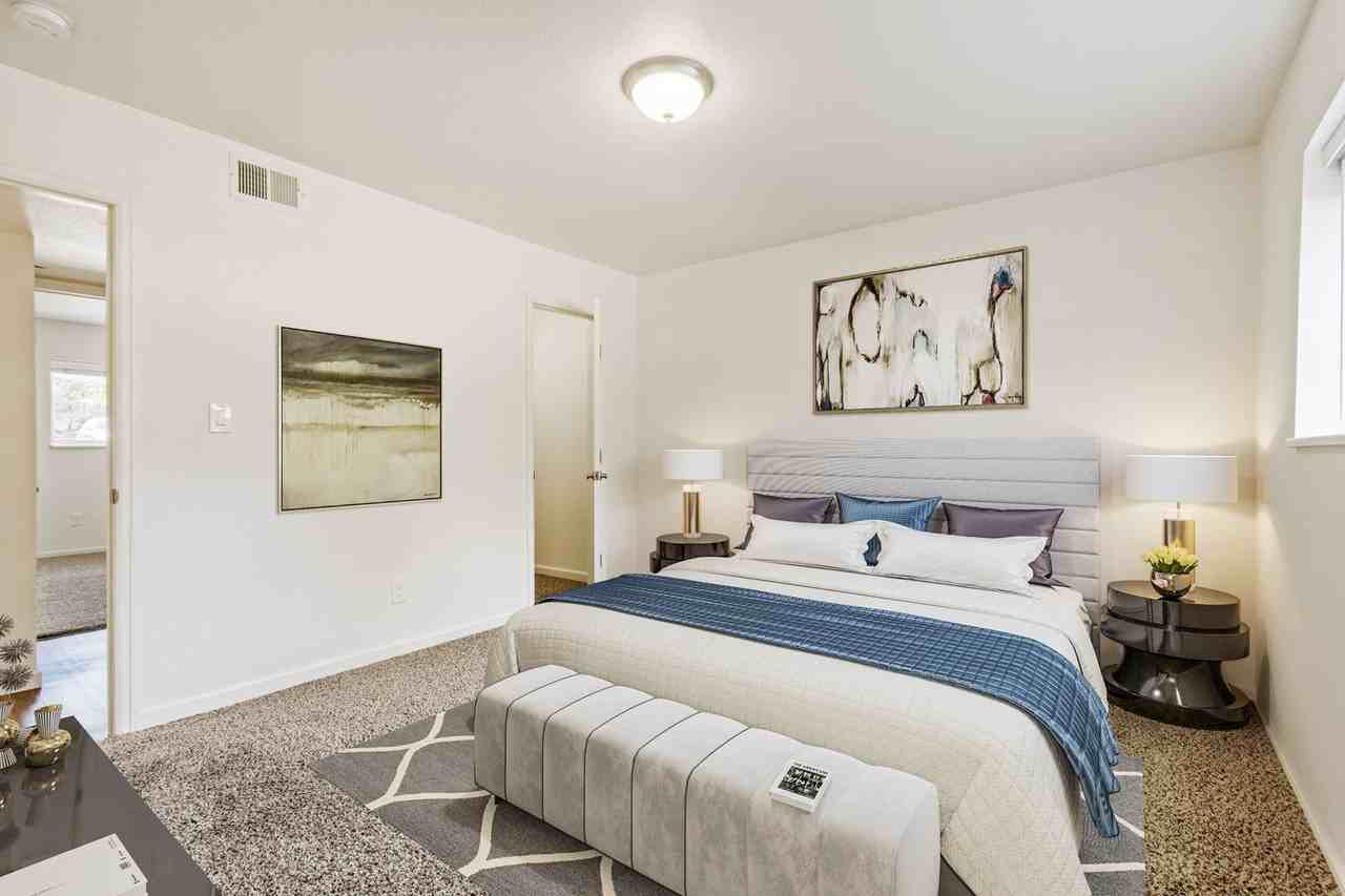 Lakemont Apartments - Photo 6 of 40