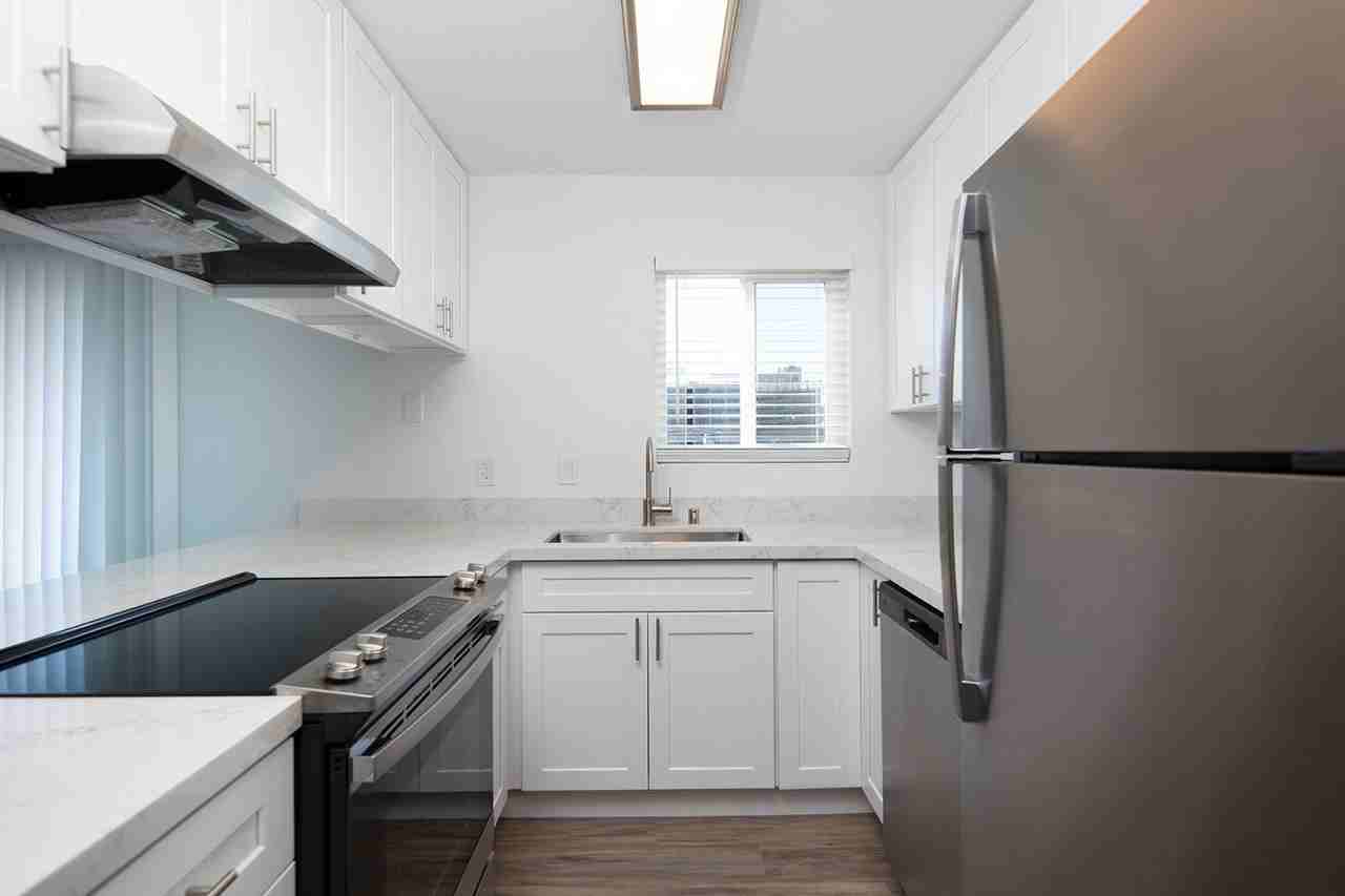 Golden Pacific Apartments - Photo 4 of 32