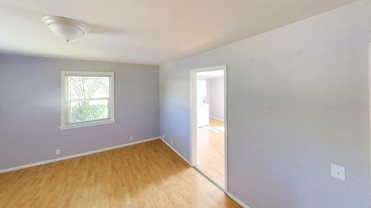 1056 Harrison Ave - Photo 3 of 50