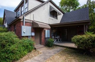 300 S Valentine St #3 - Photo 1 of 1