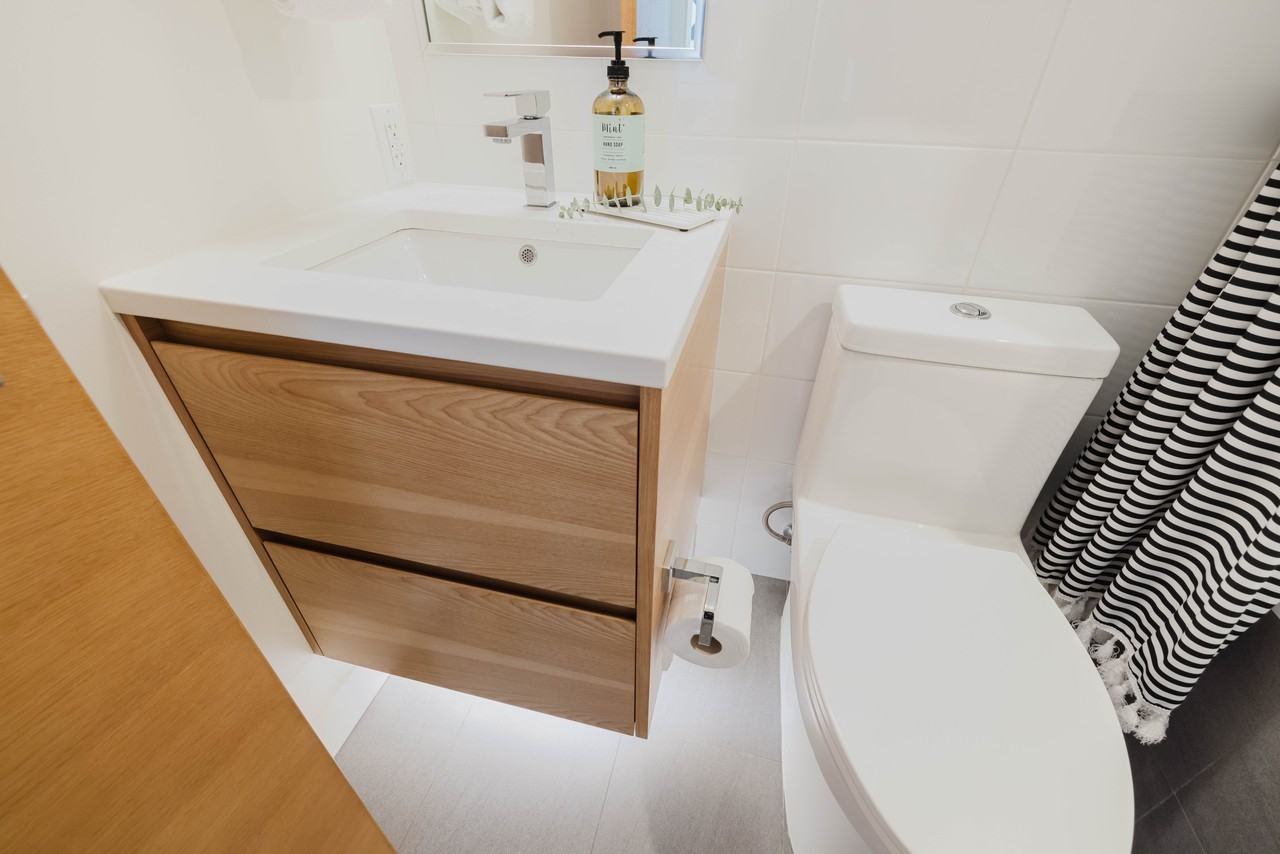 989 Johnson Street - Photo 3 of 23