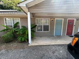 featured image of 818 N Mclemore Ave