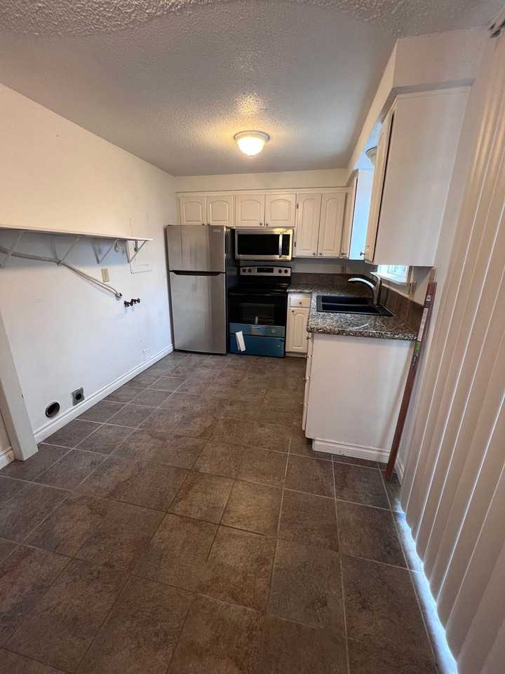 268-34th Ave 4-Plex - Photo 4 of 13