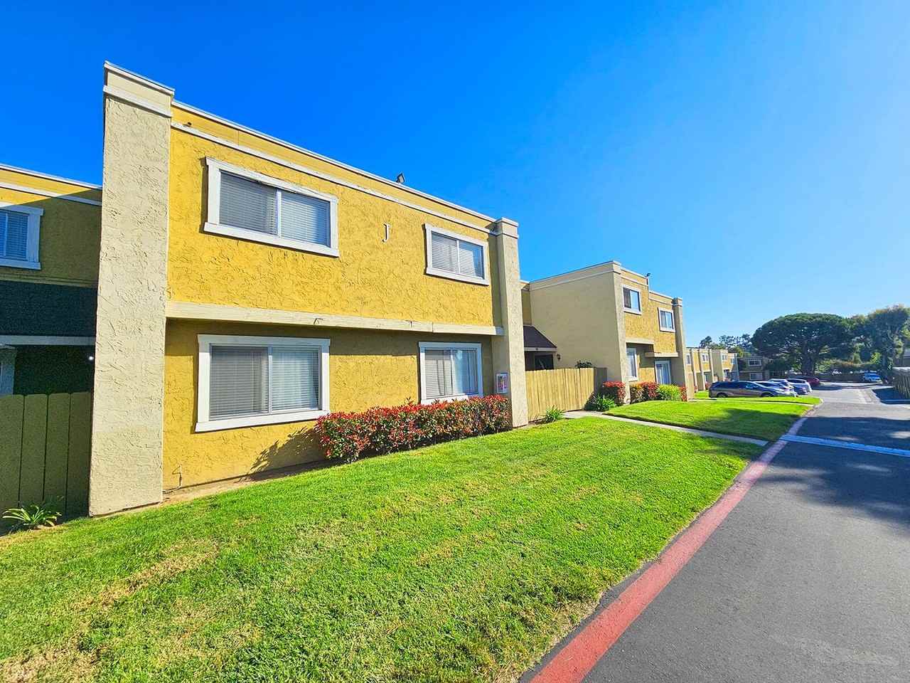 East Orange Village Apts - Photo 3 of 15