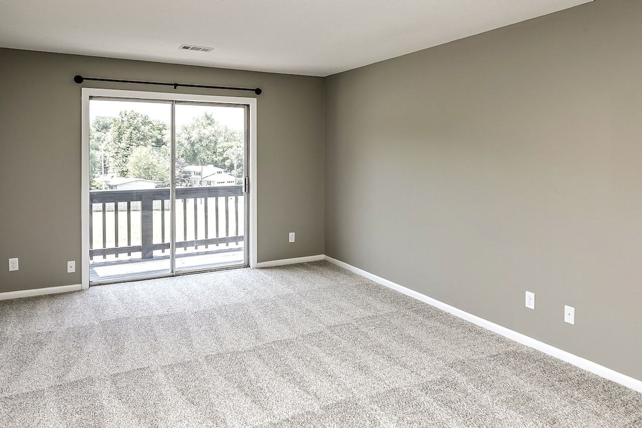 507 Gaslight Lane - Photo 6 of 40