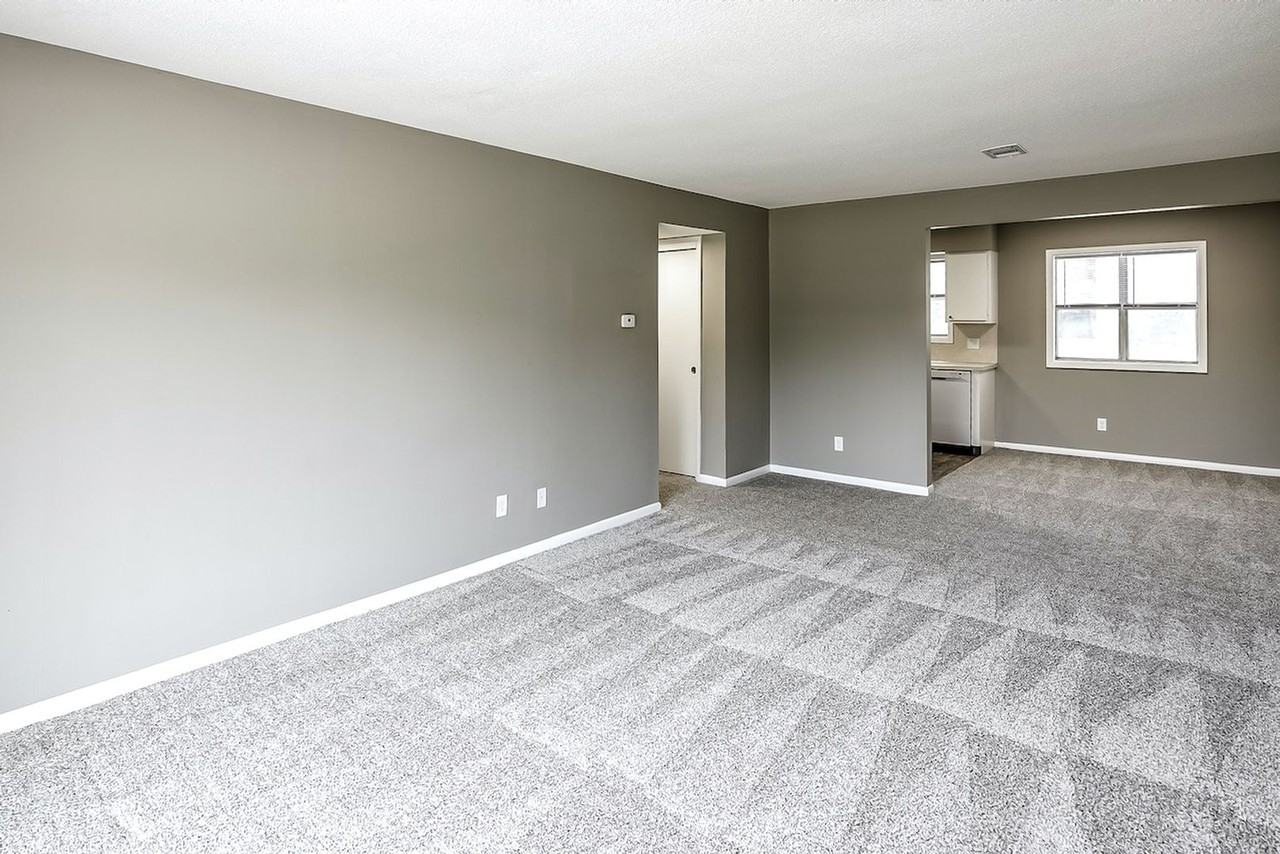 507 Gaslight Lane - Photo 7 of 40
