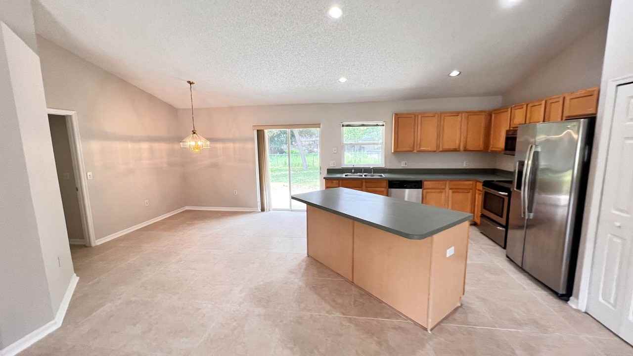 1874 W Cooper Dr - Photo 6 of 31