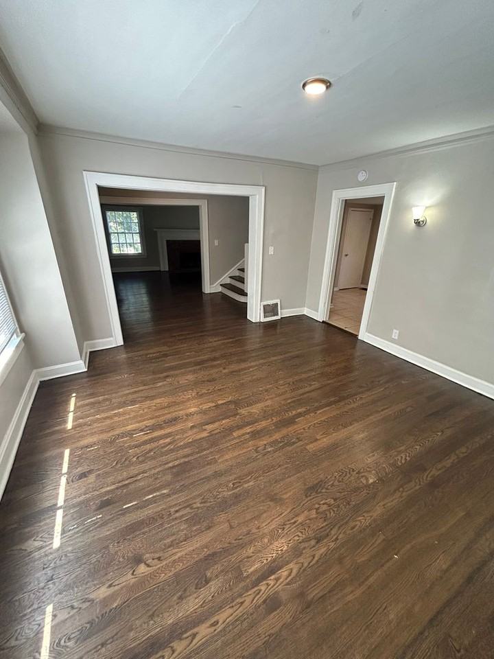 5411 Rockhill Rd - Photo 6 of 22