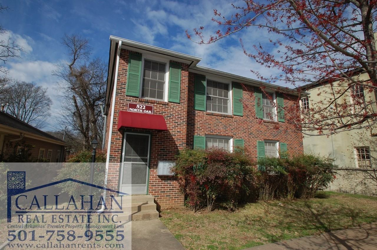 522 North Oak Street - Photo 2 of 12