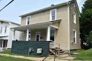featured image of 43 S 10th St
