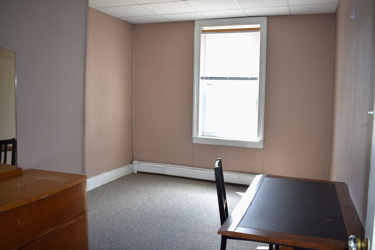 37 1/2 S 6th St - Photo 7 of 18