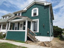 featured image of 663 Locust St