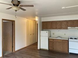 featured image of 953 Woodside Ave
