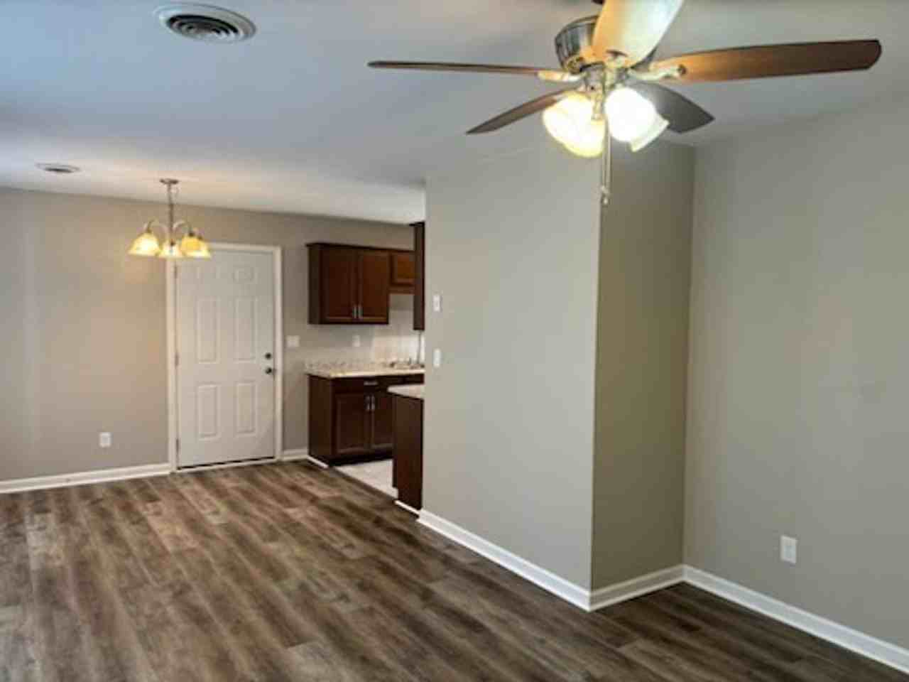 959 Van Buren Ave - Photo 6 of 13