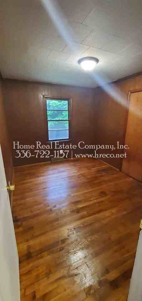 2425 Machine St - Photo 6 of 12