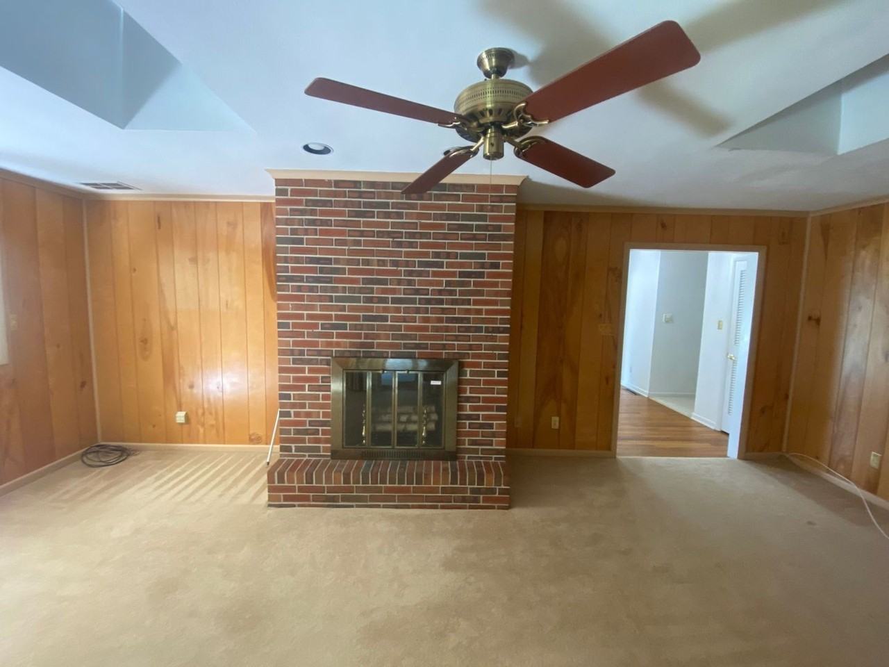 2648 S Kings Rd - Photo 7 of 24