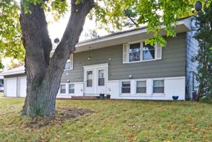 featured image of 1000 50th Ave Ne