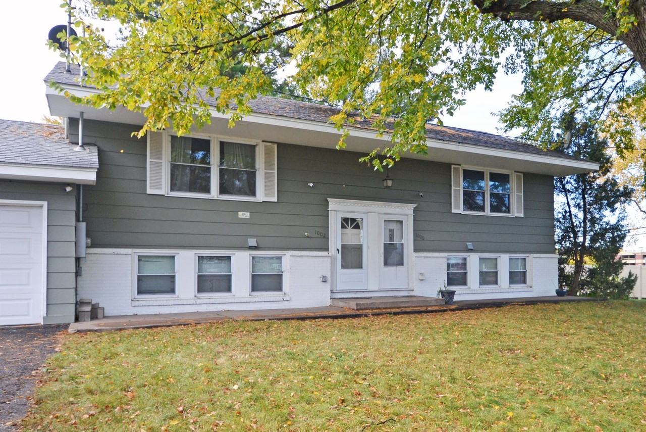 1000 50th Ave Ne - Photo 4 of 15