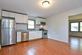 1000 50th Ave Ne - Photo 1 of 1