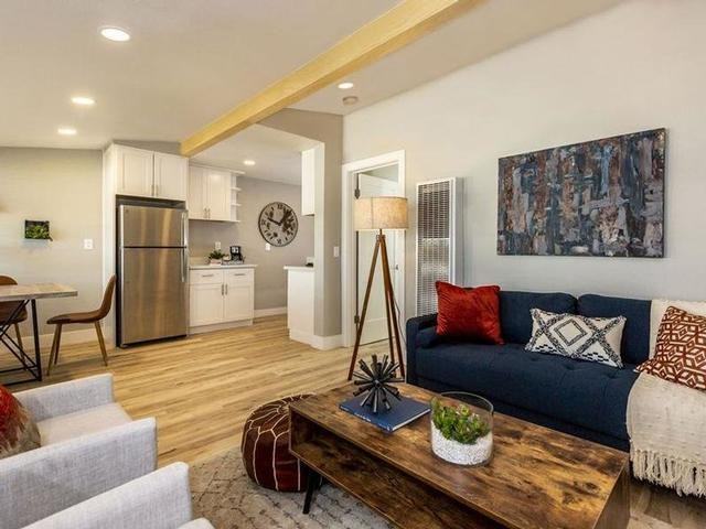 1300 Delaware Street