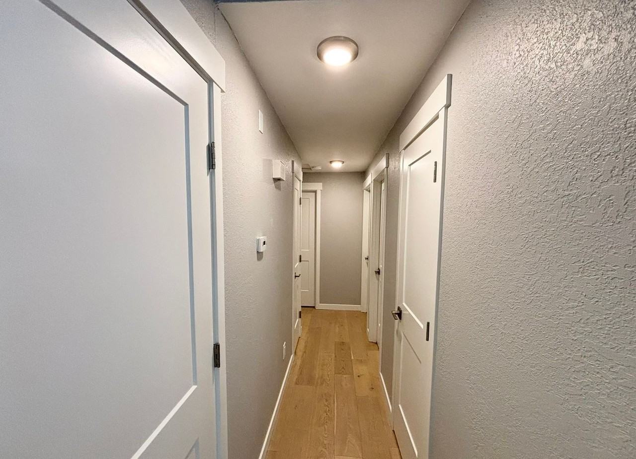 9211 169th Pl Ne - Photo 5 of 18