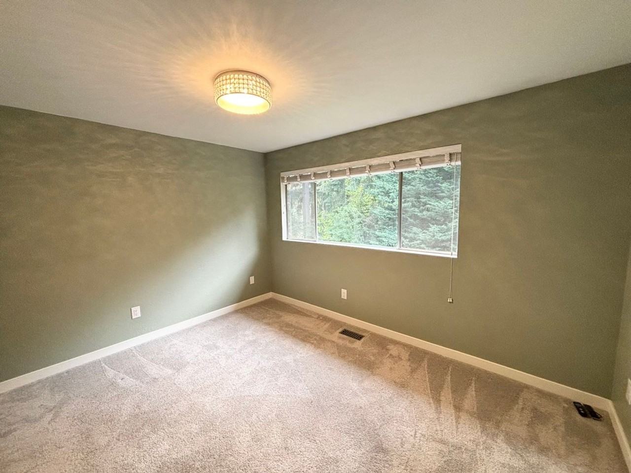 9211 169th Pl Ne - Photo 6 of 18