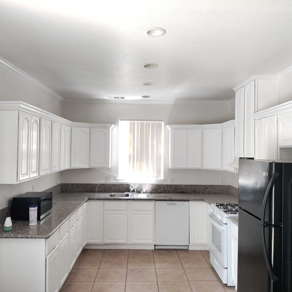 3329 San Jose Way - Photo 2 of 14