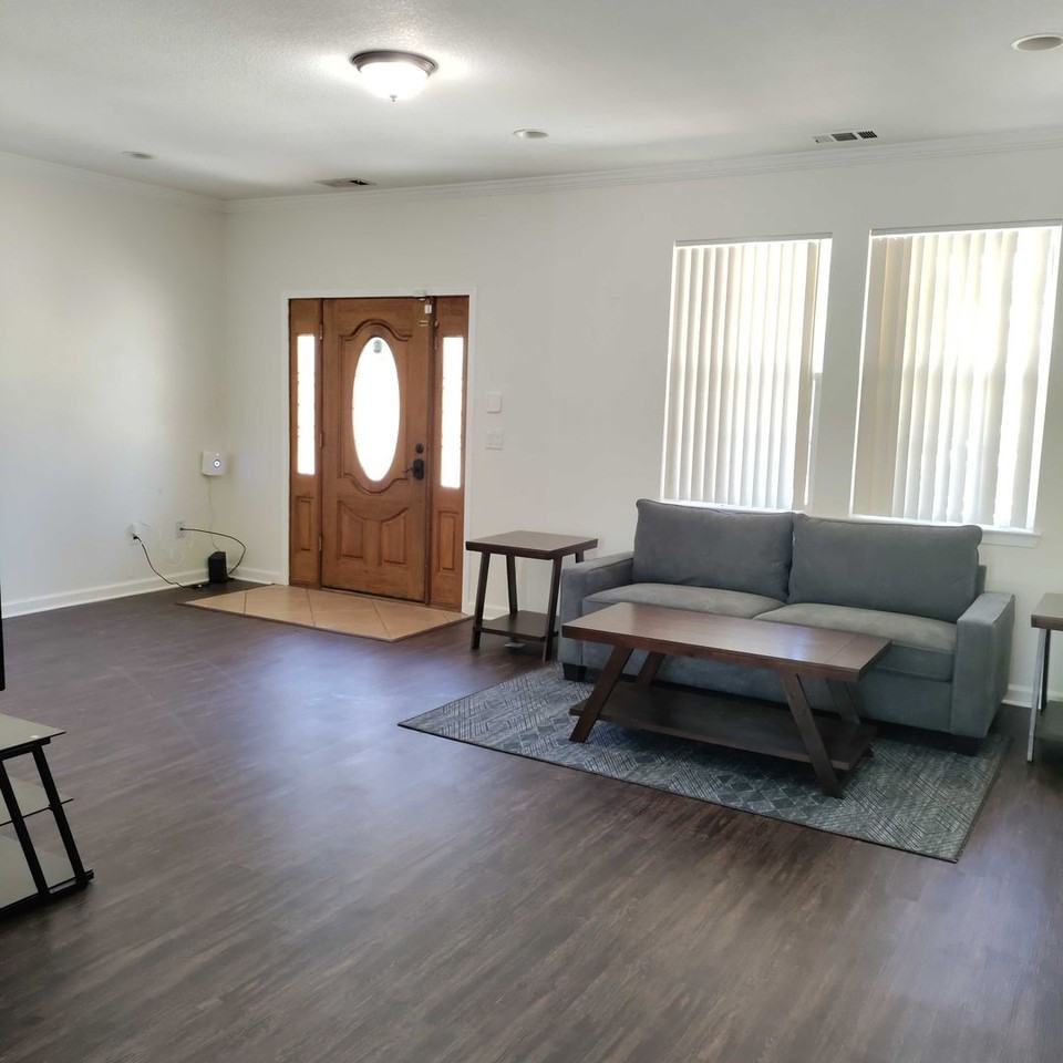 3329 San Jose Way - Photo 3 of 14