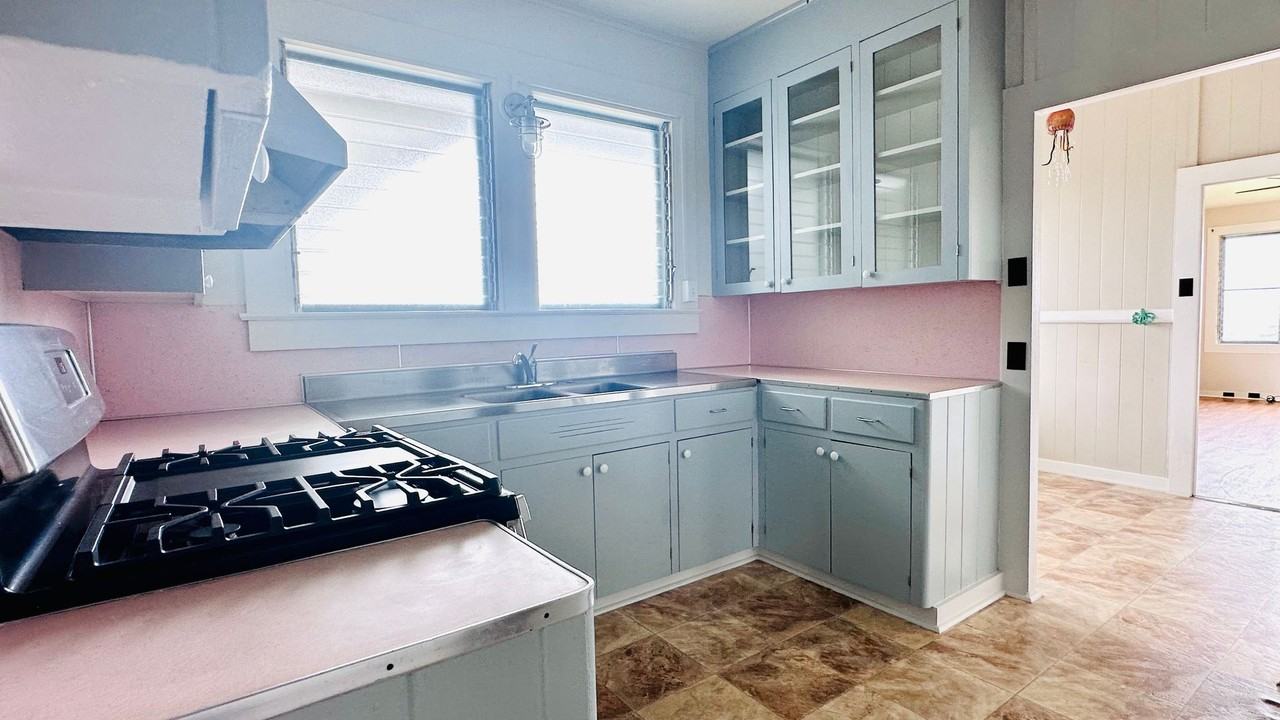 92 Iwalani St - Photo 5 of 24