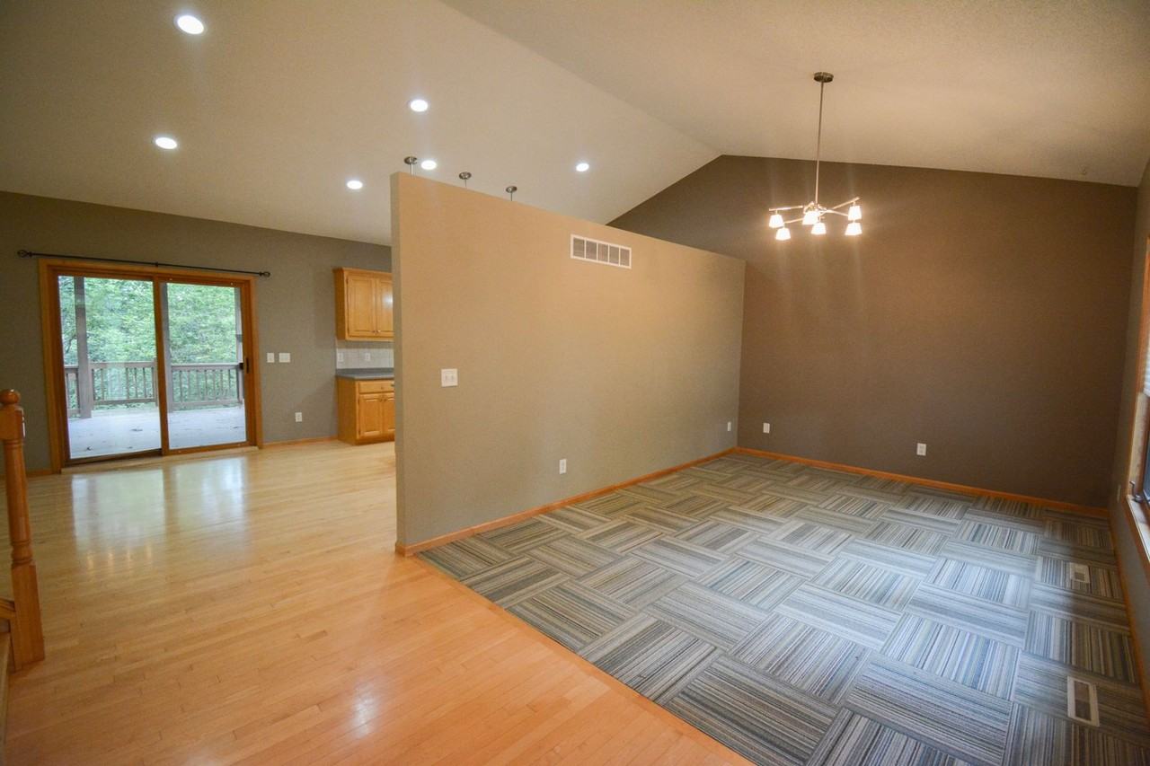 3217 Darcy Dr Ne - Photo 3 of 27