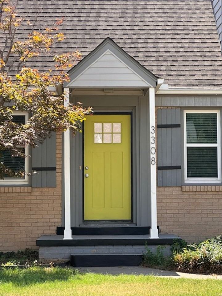 3308 Nw 25th St - Photo 3 of 37