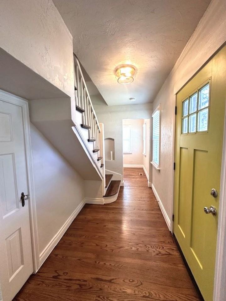 3308 Nw 25th St - Photo 5 of 37