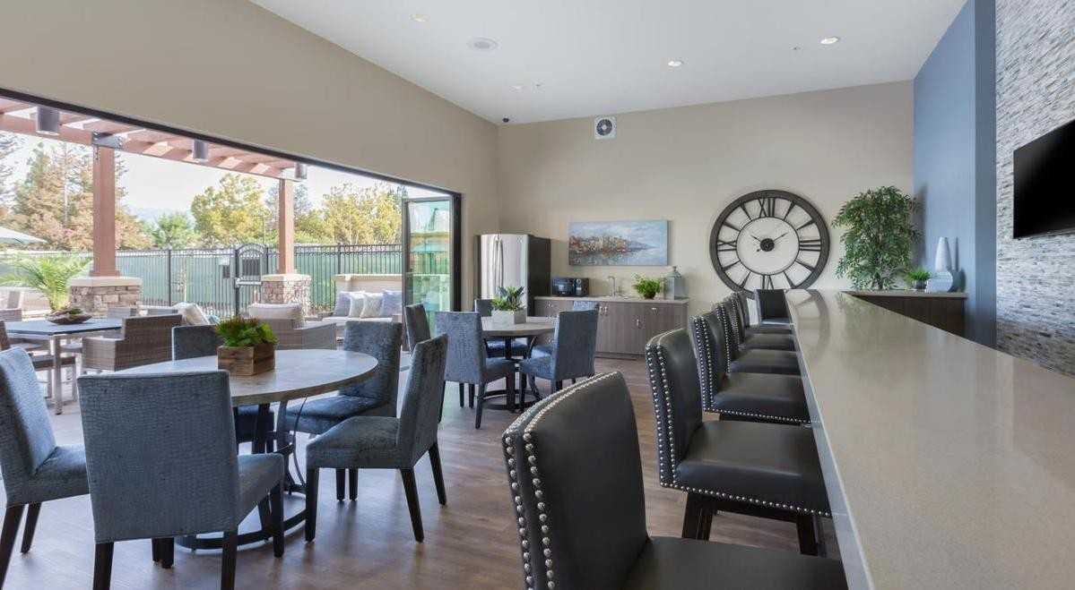 1251 Merry Loop - Photo 3 of 35