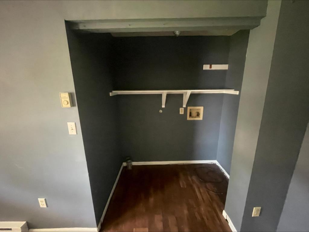 145 E Noble St - Photo 3 of 8