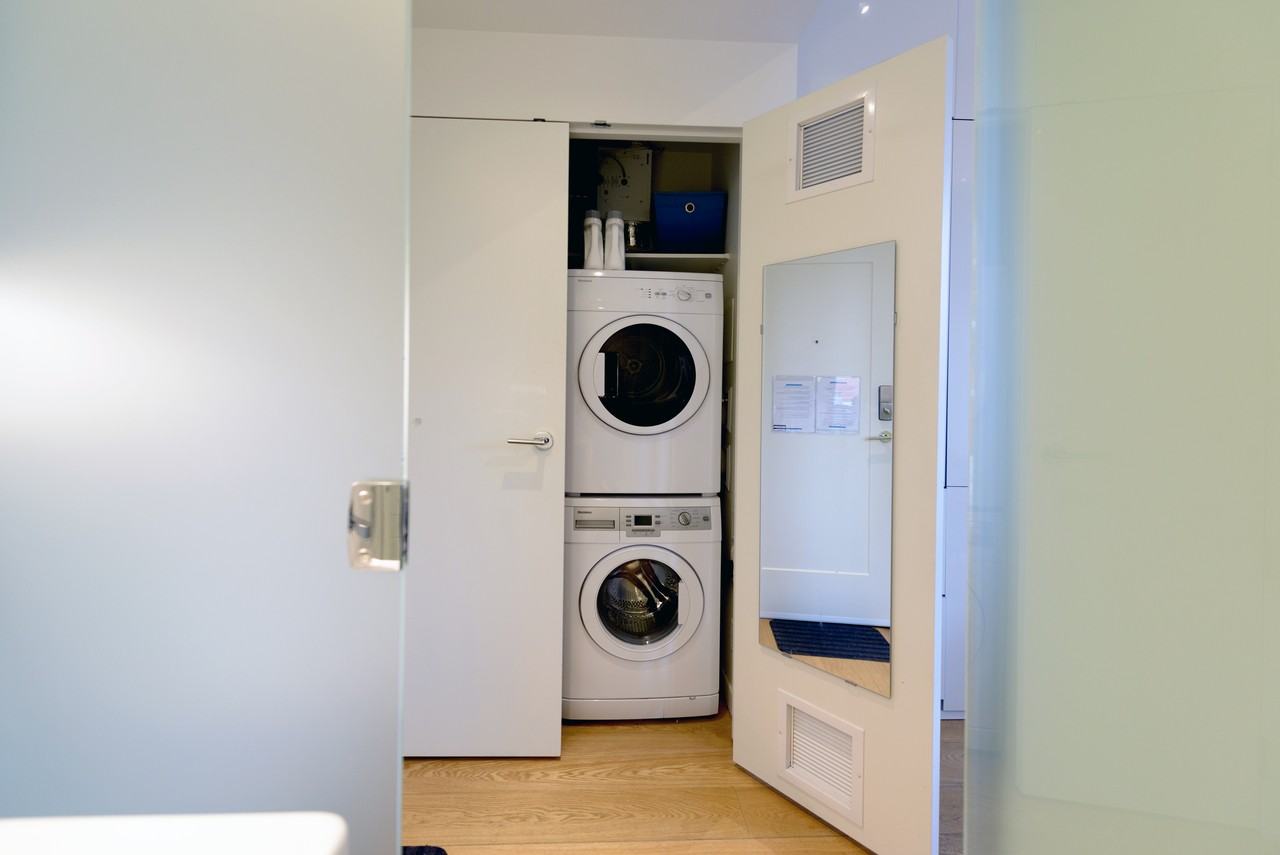 Pandora Ave & Store St ##318 - Photo 5 of 9