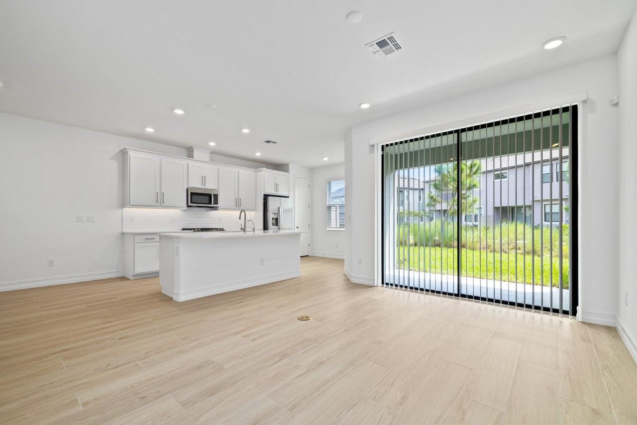 5151 San Martino Dr - Photo 6 of 43